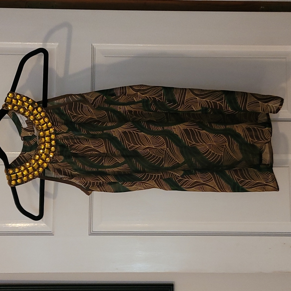 summer sleeveless top